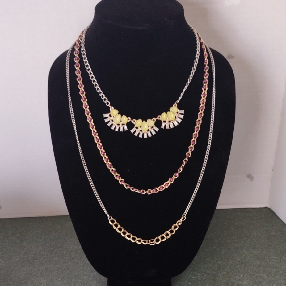 Elegant Multi-Layered Necklace with Gold and Silver Accents